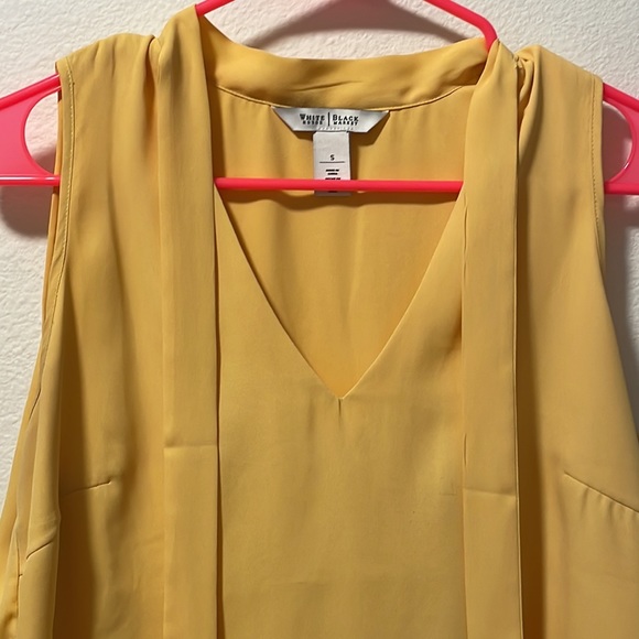 An Elegant WHBM Top! - Picture 3 of 12